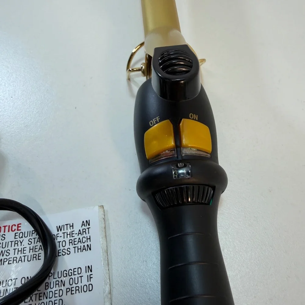Jilbere De Paris Curling Iron 3/4 Inch Gold Ceramic Professional Wand JBP75S